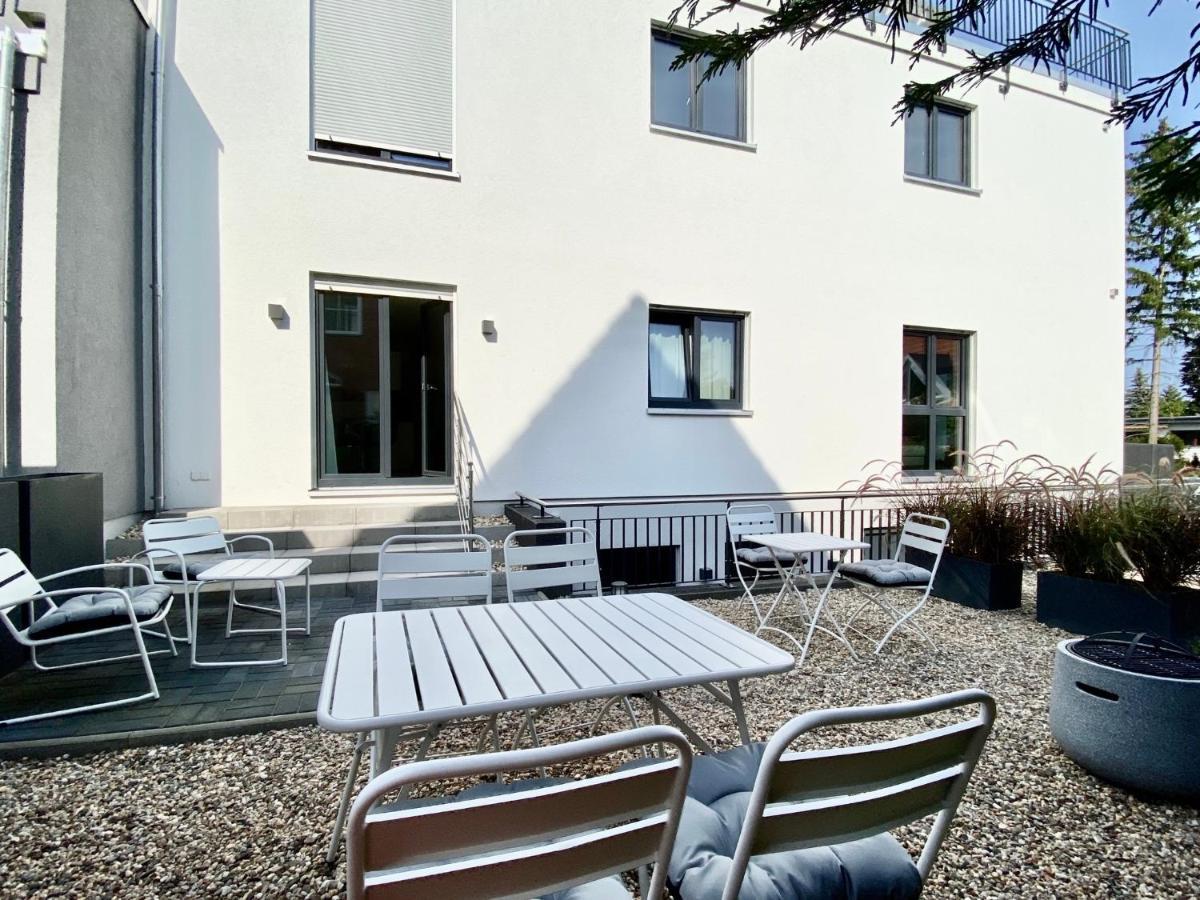 Modernes Apartment, Terrasse Und Garten Am Lilienthalpark Im Suedwesten Berlins Exterior photo